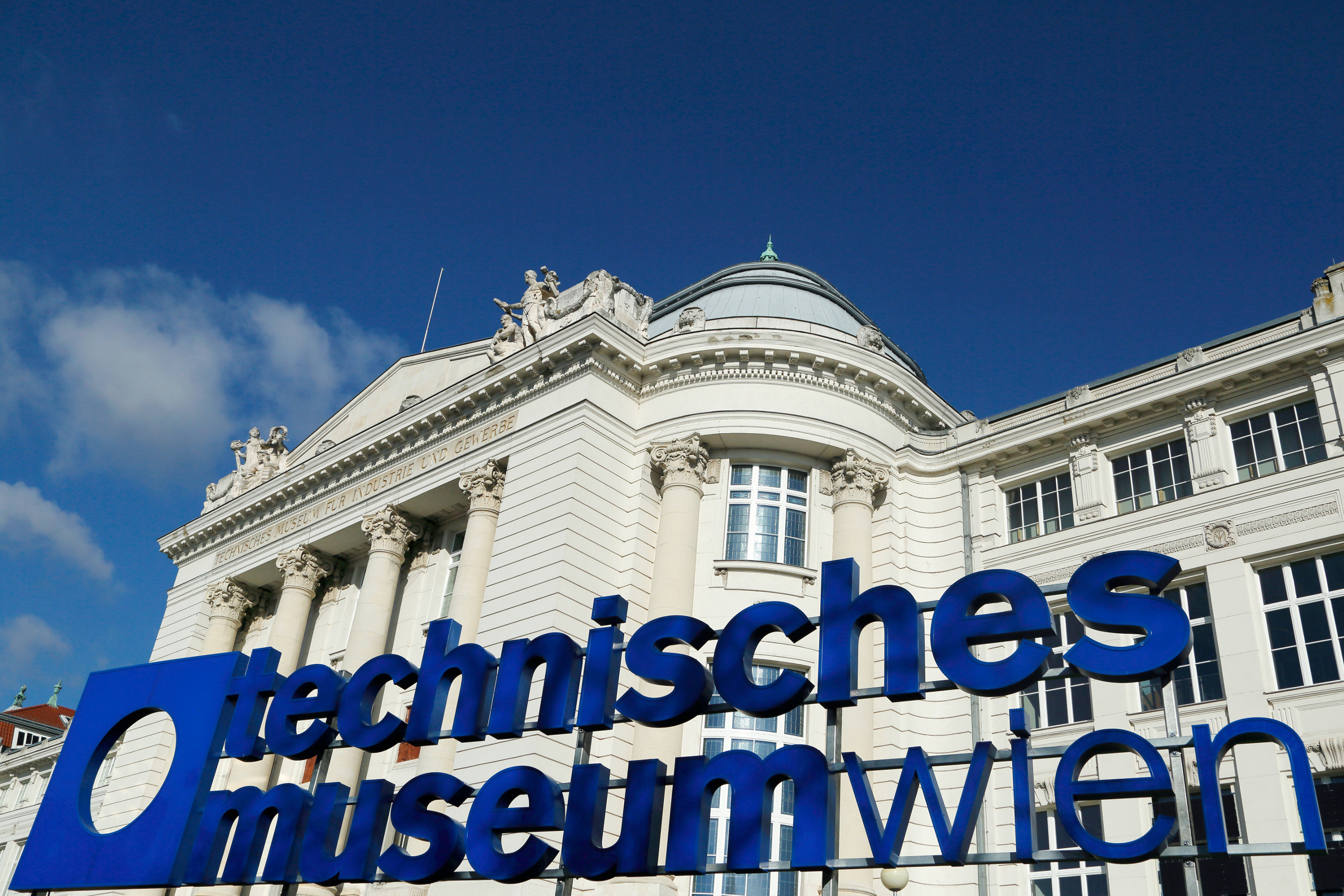 Technisches Museum Wien, Fassadenansicht