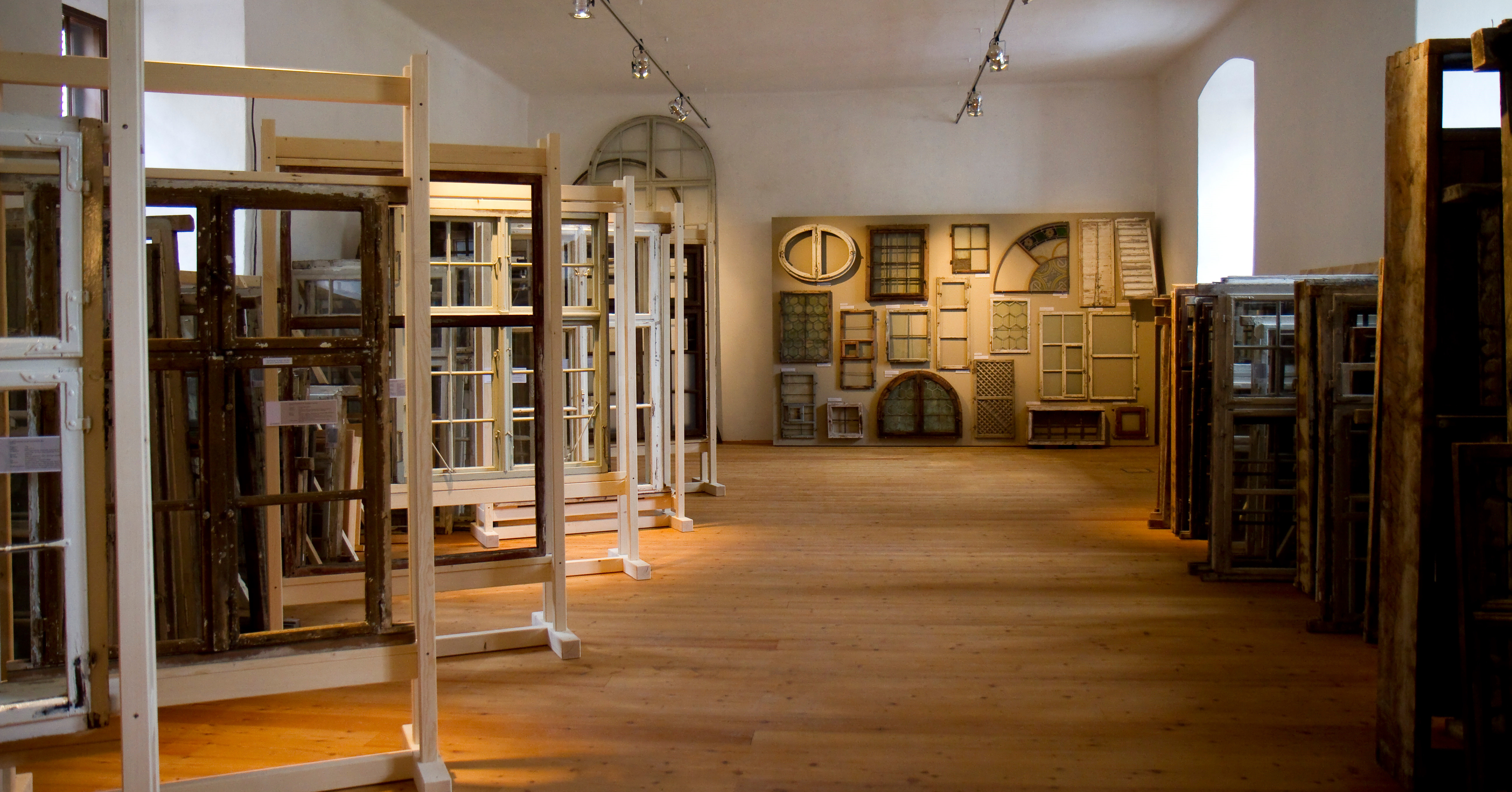 Ausstellung Zeitfenster in der Kartause Mauerbach